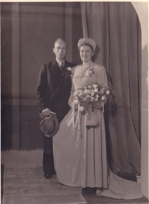Huwelijk Dirk Hoogenraad en Jannetje L. IJzerman (1949)