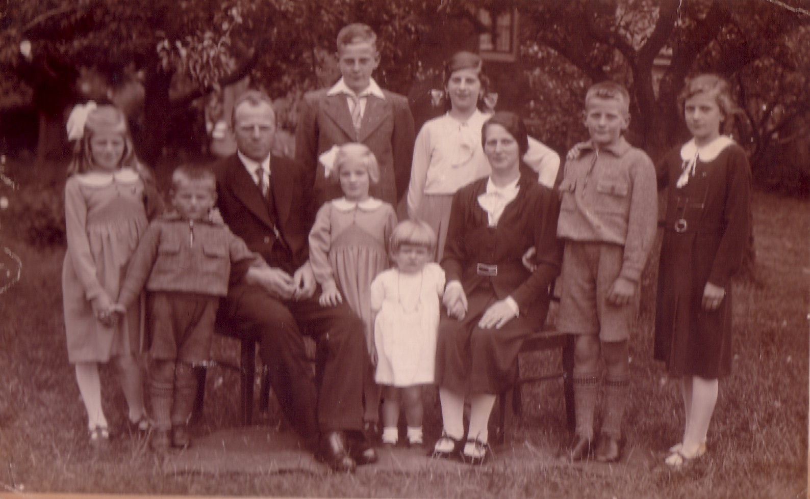 Fam Marinus C.Keijzer en Jozina J. Romeijn in 1946