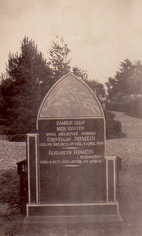 Grafsteen Christiaan Romein en Elisabeth Zuiderent